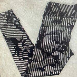 Black & White Striped Camo Leggings